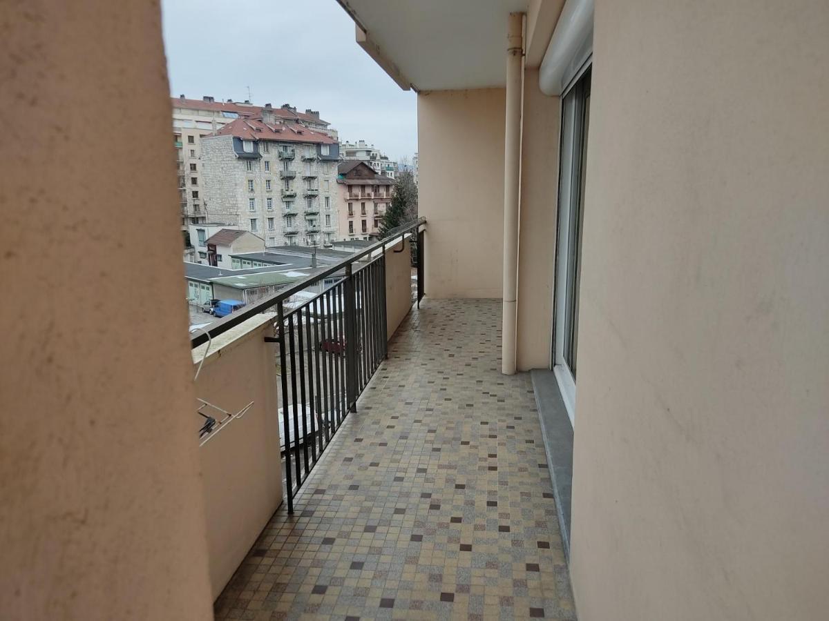 Charmant Appartement Au Bord Du Thiou - Annecy Luaran gambar