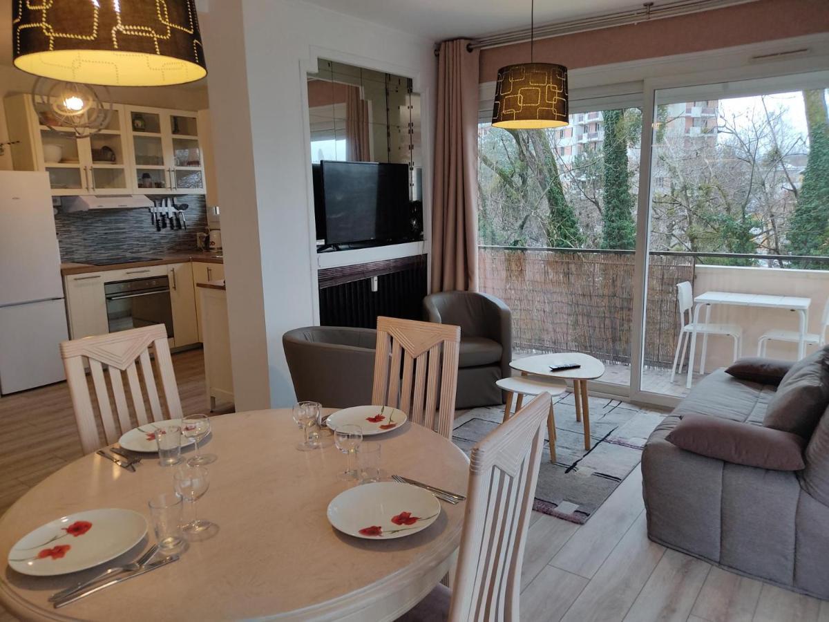 Charmant Appartement Au Bord Du Thiou - Annecy Luaran gambar
